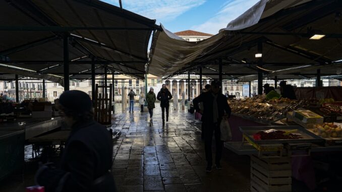 uploaded-image-ortopedi-ve-yaralanma-onleme-stratejileri-1697893690556